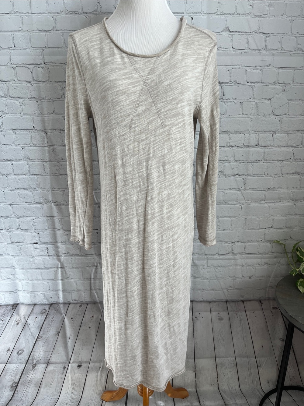 Free People Women’s Long Sleeve Beige Knit Tunic